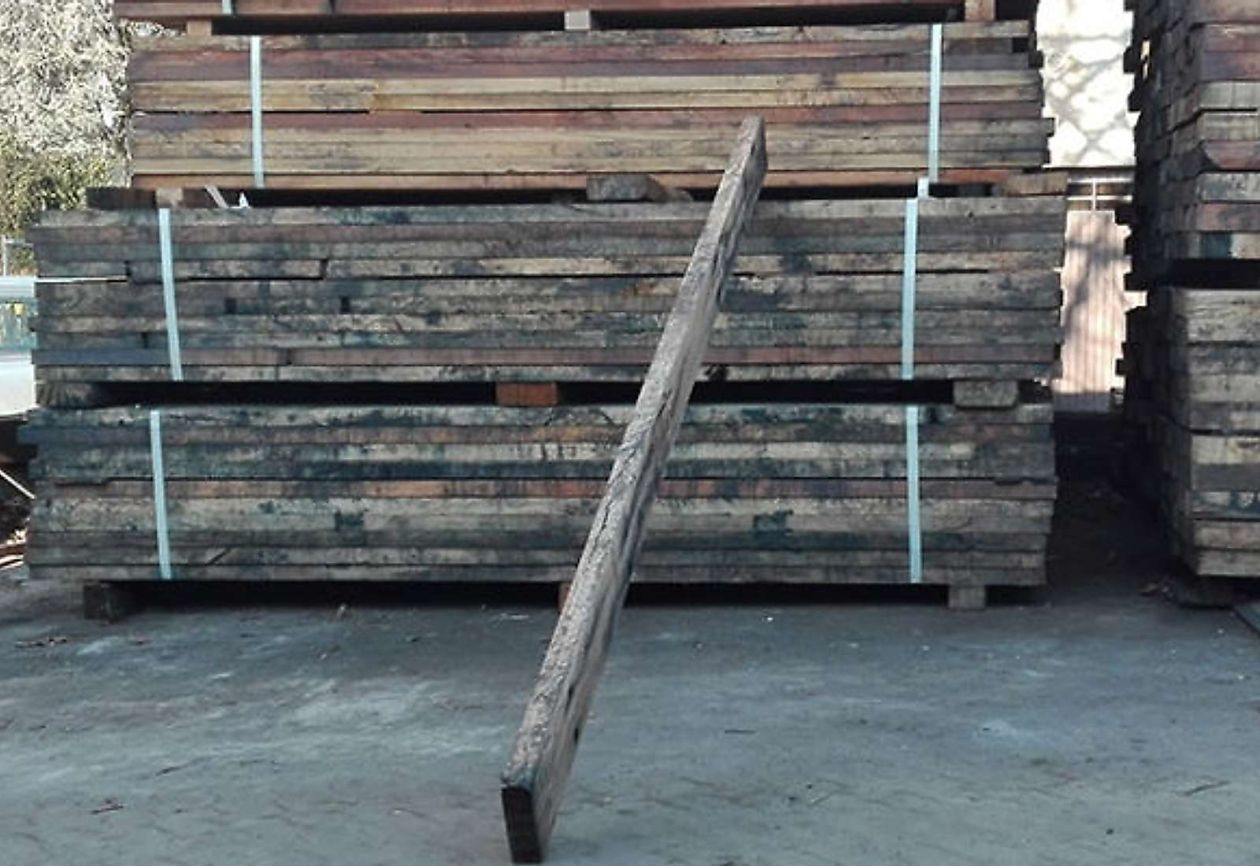 Gorza Legnami srl - Traversine ferroviarie trattate - Traversine tagliate/lavorate