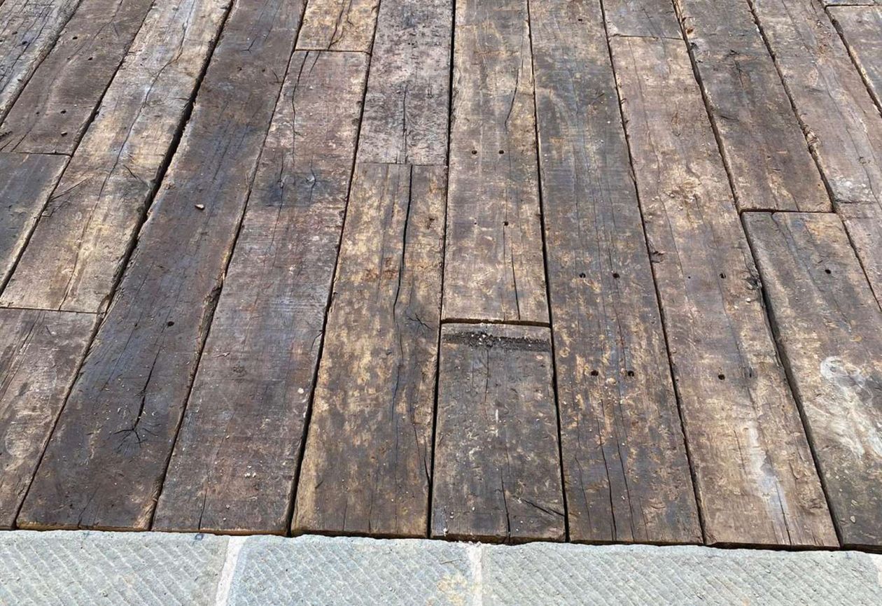 Gorza Legnami srl - Traversine ferroviarie trattate - Traversine tagliate/lavorate